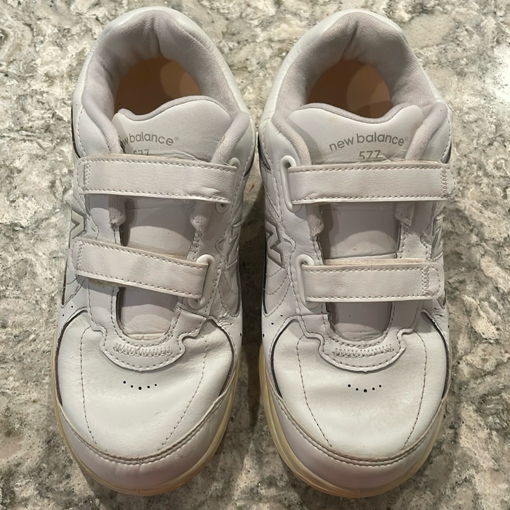 New Balance 577 - women’s wide width sneakers